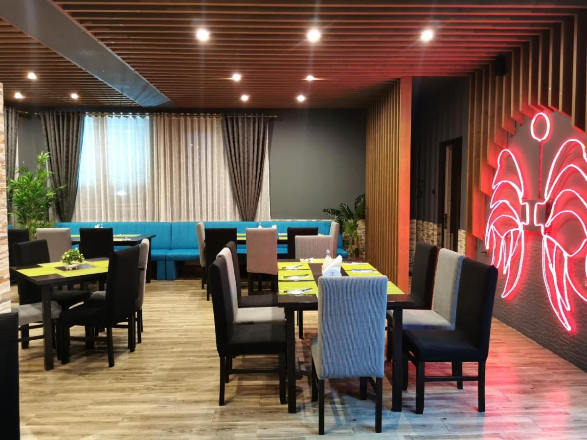 Casa Burduhos Otel Câmpulung Moldovenesc Dış mekan fotoğraf