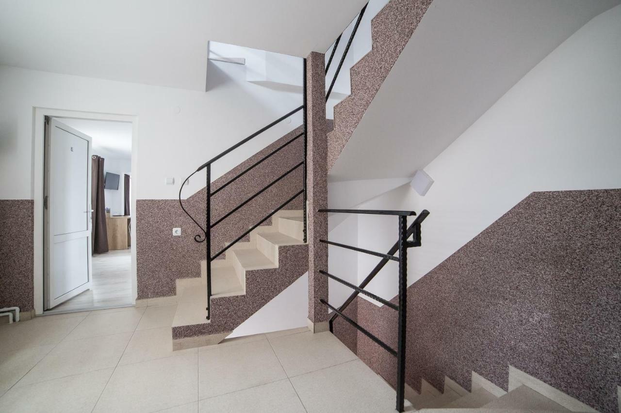 Casa Burduhos Otel Câmpulung Moldovenesc Dış mekan fotoğraf